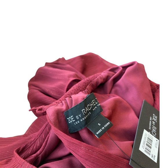 ZOE BY RACHEL ZOE Cold Shoulder Top Size Small Sangria Colour Shimmery - Picture 12 of 13